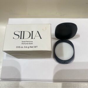Sidia Solid Perfume- SOAKED NIB